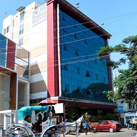 Hotel Ganesh Palace Mysore Εξωτερικό φωτογραφία