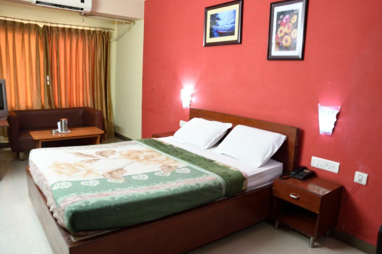 Hotel Ganesh Palace Mysore Εξωτερικό φωτογραφία